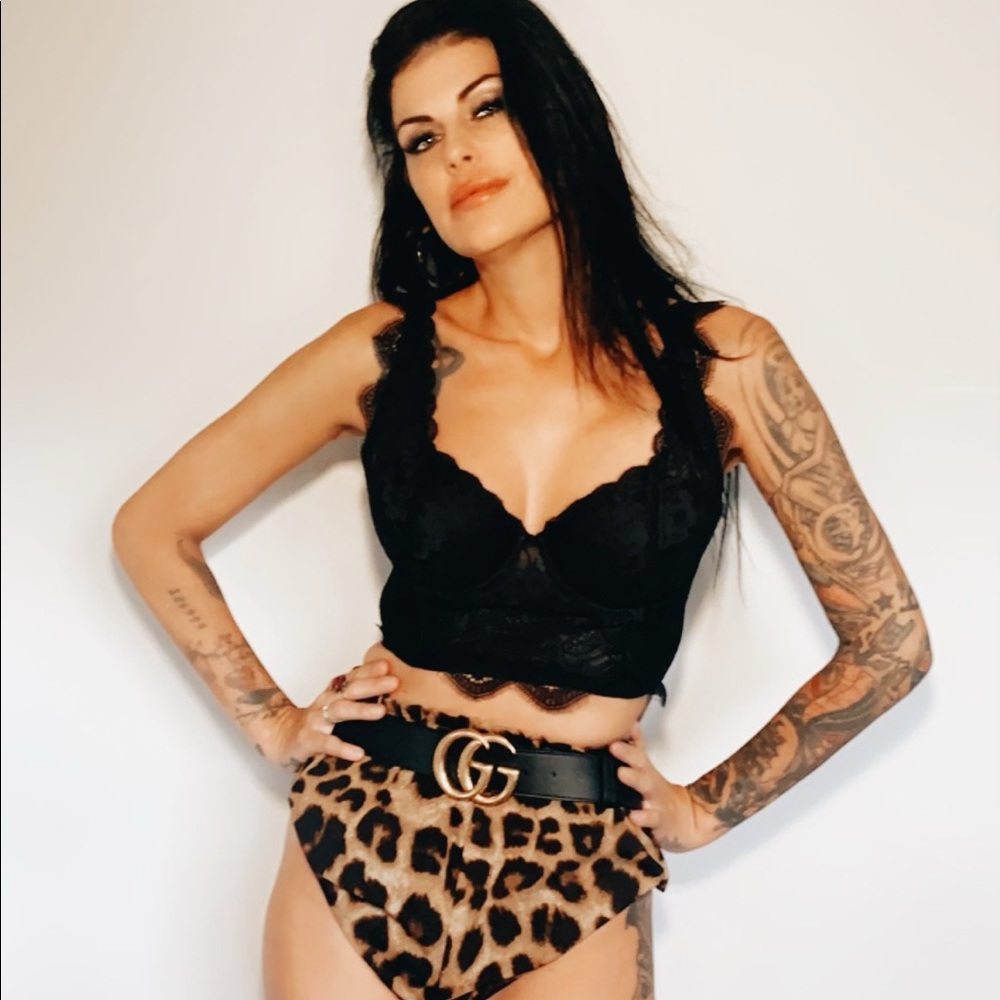 Meet The Posher! Posh Ambassador Sabrina Nova!